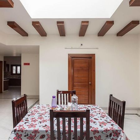 Eyrie Service Apartments Bangalore Rum bild